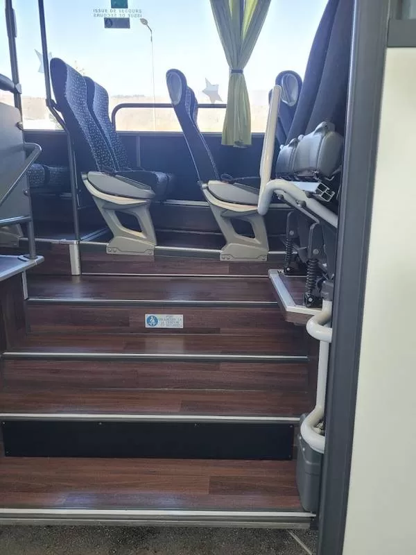 Nettoyage de bus, Saint-Genis-Pouilly, Golden Touch Nettoyage
